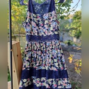 Lauren Conrad womens floral dress